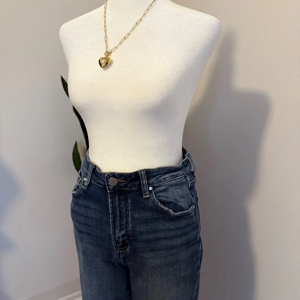 Risen | Classic Medium Wash Straight Leg Jeans - Picture 3 of 12